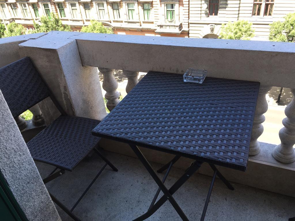 All In Apartman Iii. Budapest Exterior foto